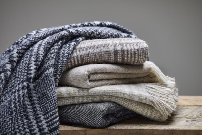 SS25 BRITISH WOOL SATORIAL 170 H Rp LR