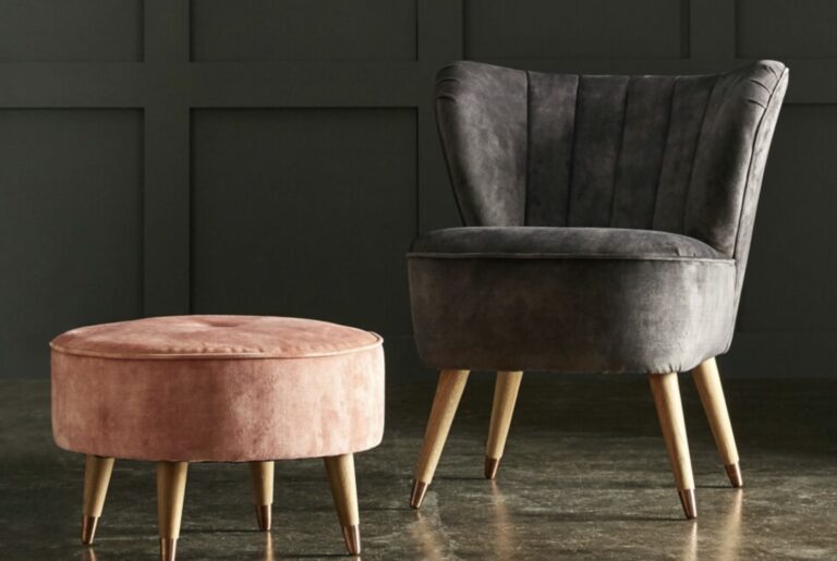 Oyster accent chair