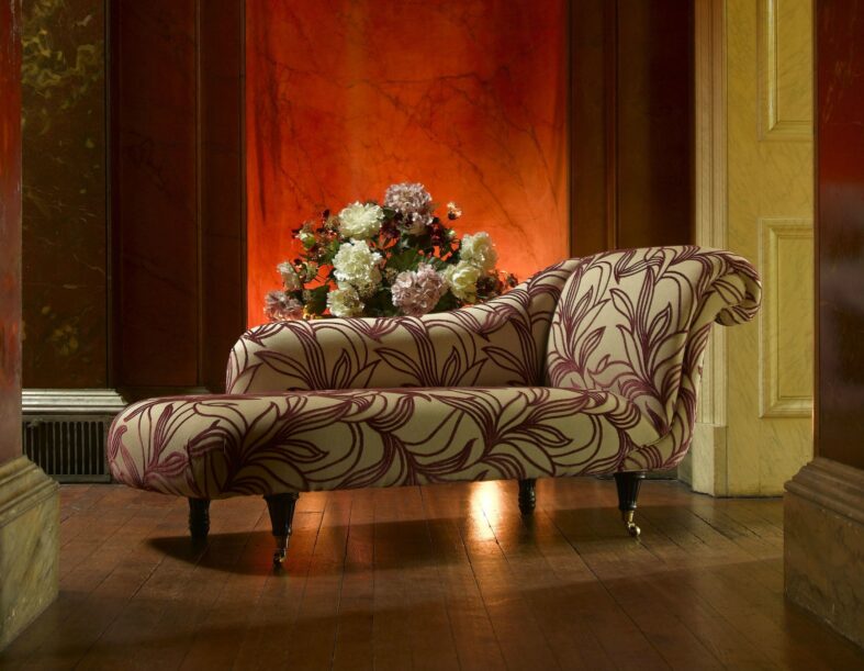 Lyon chaise classic